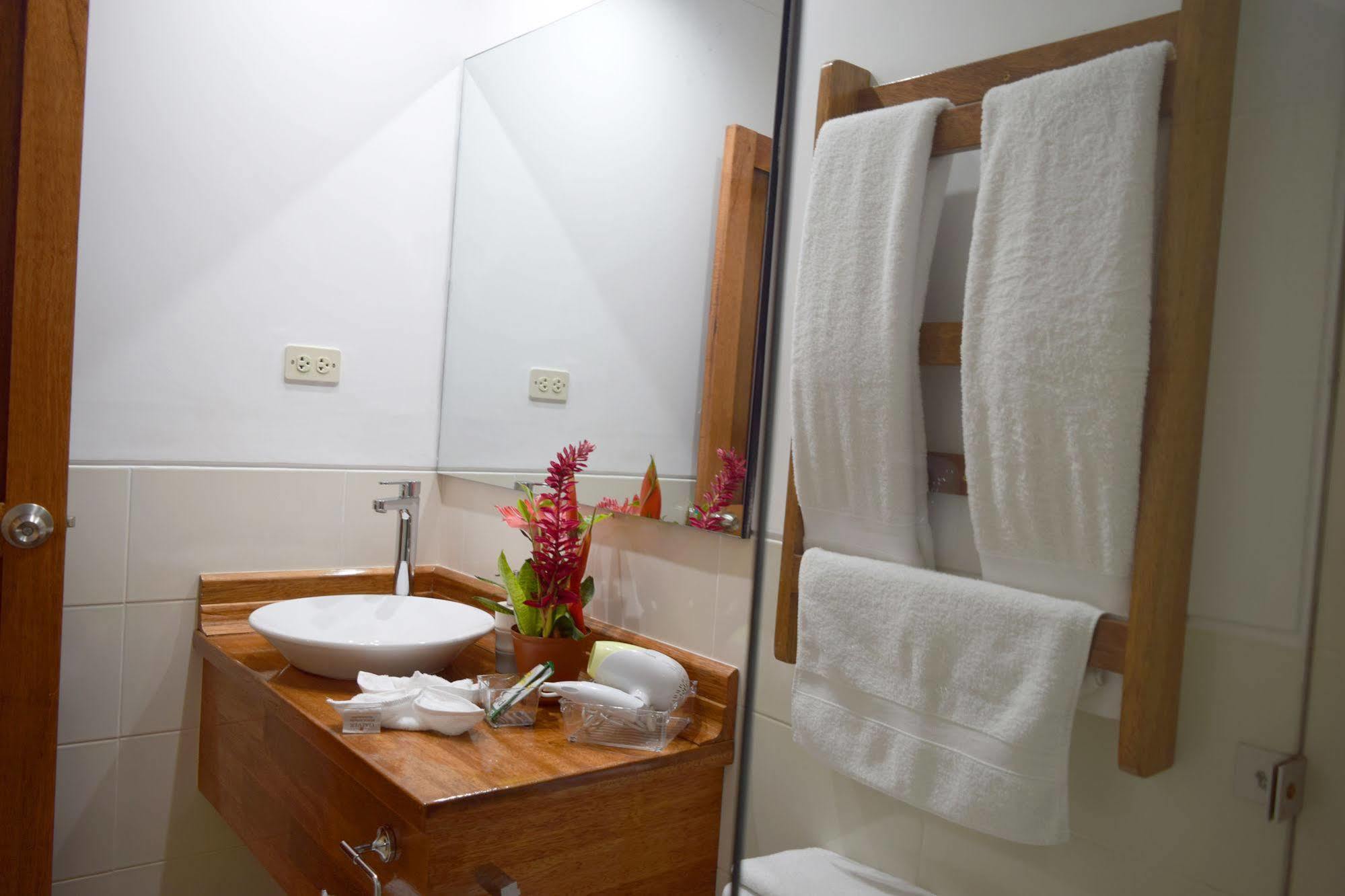 Hotel Jungle House Iquitos Zewnętrze zdjęcie